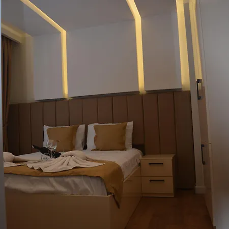 Garden Elisa 호텔 *